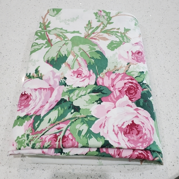 Shabby Chic Spring Summer Cabbage Roses Flowers Cotton Tablecloth 54x112" Oblong - Picture 14 of 15